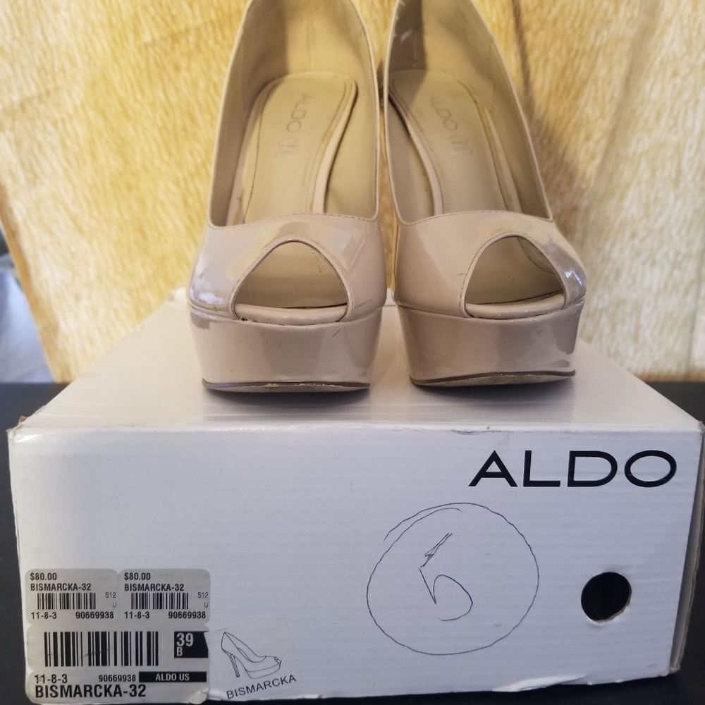 Beige Taupe color  Enzo pump heels